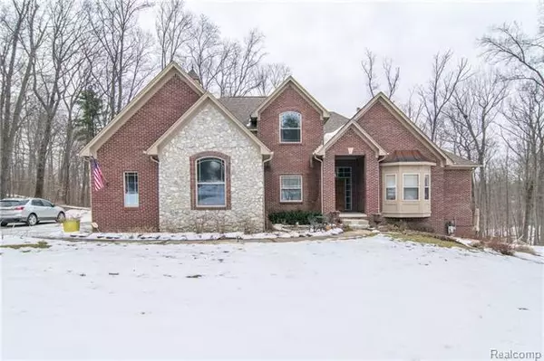 507 BLUEBIRD TRL, Groveland Twp, MI 48462