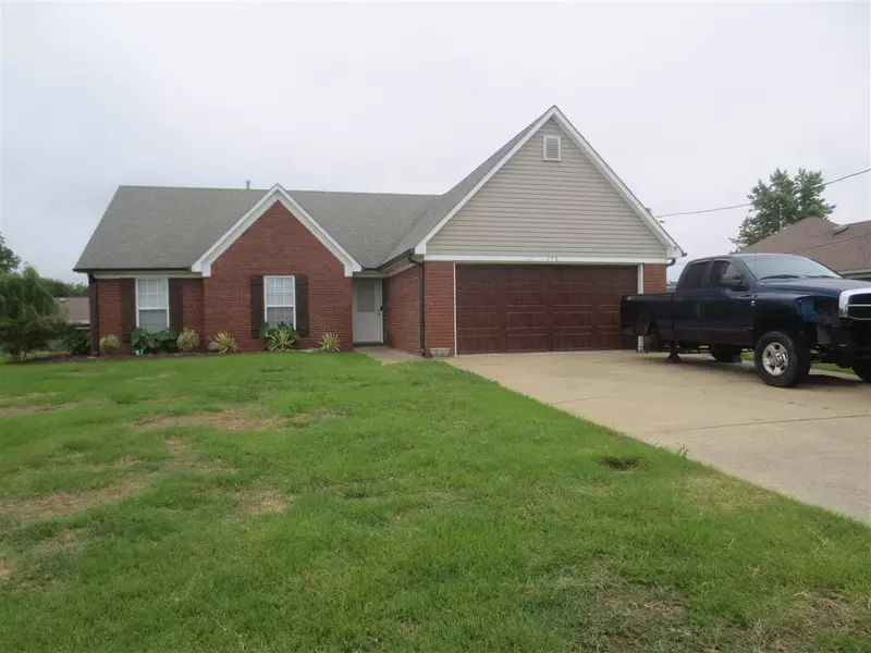 178 WOODLAWN TRCE, Brighton, TN 38011