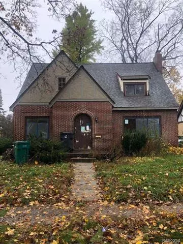 221 Chippewa RD, Pontiac, MI 48341