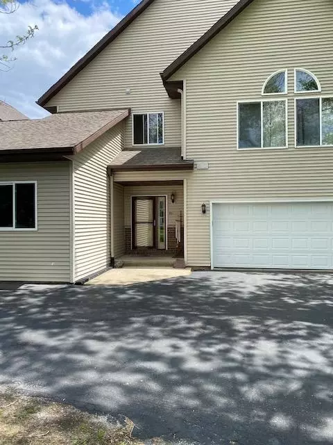 Lake Mills, WI 53551,701 Cherokee Path #1