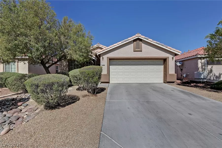 6733 Yellowwood Cove Street, North Las Vegas, NV 89084