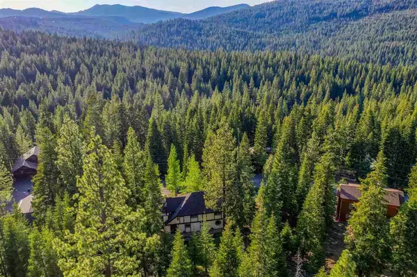 12225 Brookstone Drive, Truckee, CA 96161