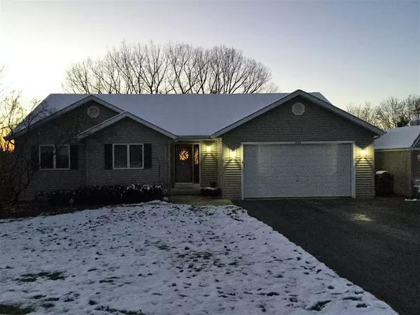 N4933 SINISSIPPI POINT RD, Juneau, WI 53039