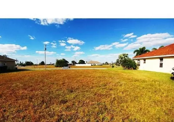 Cape Coral, FL 33909,124 NE 18th ST