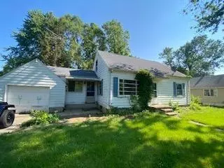 246 DOUGLAS, Jackson, MI 49203