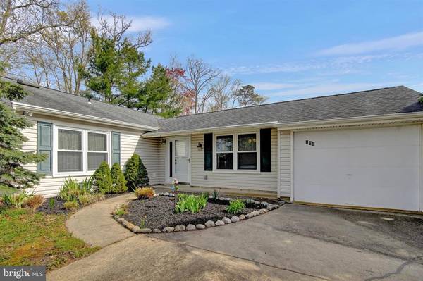 103 LEXINGTON DR, Little Egg Harbor Twp, NJ 08087