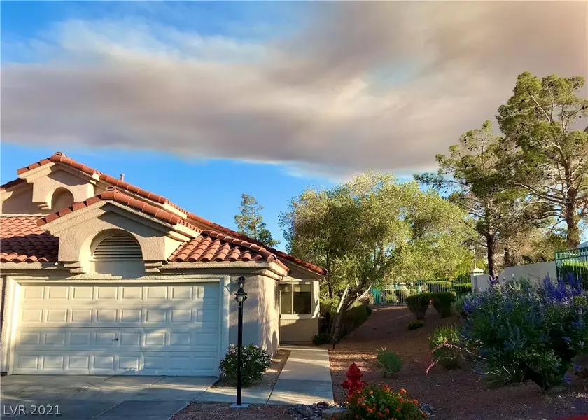 7831 Kings Cove Court, Las Vegas, NV 89145