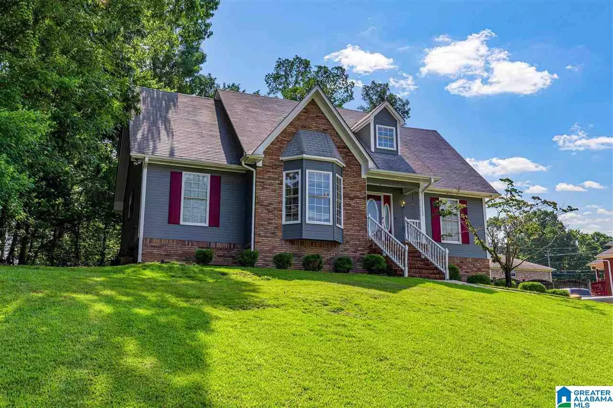 Pleasant Grove, AL 35127,805 14TH AVENUE