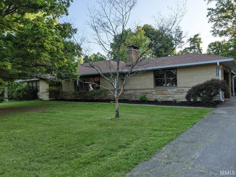 3203 Old Hill Road, Floyds Knobs, IN 47119-9711