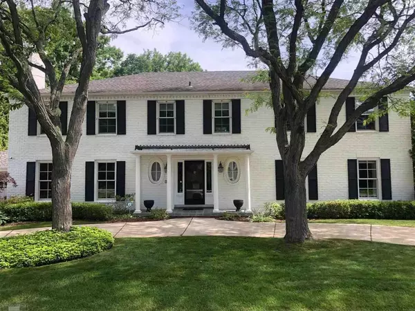 Grosse Pointe Shores, MI 48236,82 Webber Place