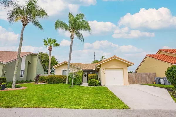 6369 Country Fair CIR, Boynton Beach, FL 33437