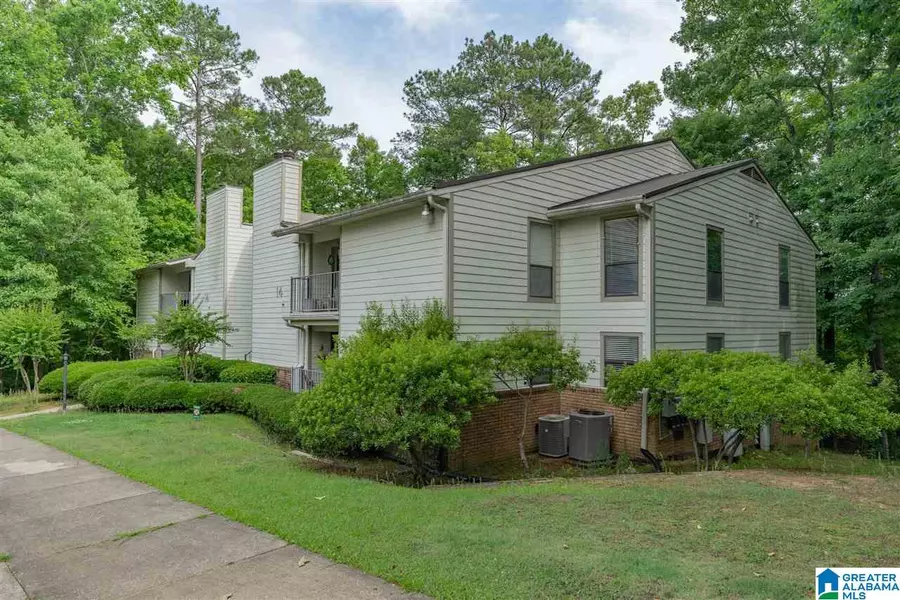 1407 GABLES DRIVE #1407, Hoover, AL 35244