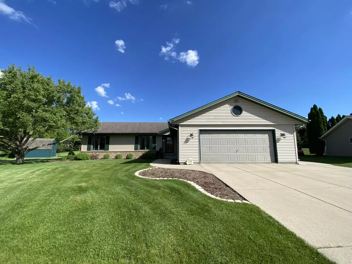 Sussex, WI 53089,W236N7138 Meadow Ln