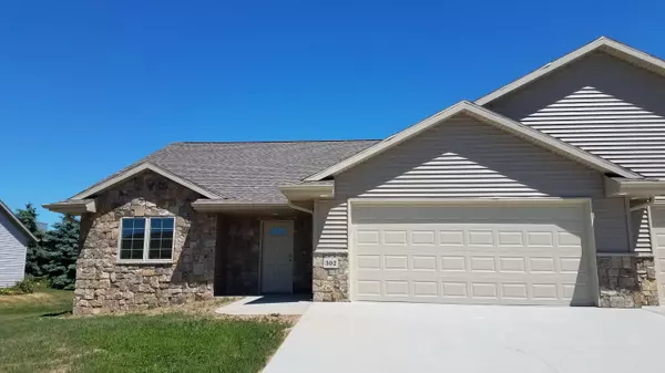 302 Clover Ln, Lomira, WI 53048