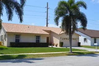 2360 W Lake Miramar CIR, Miramar, FL 33025