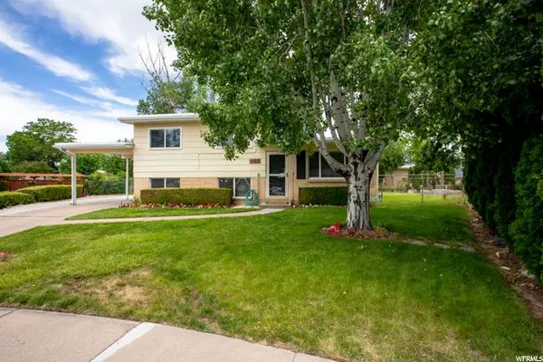 Layton, UT 84041,859 N MAPLEWOOD CIR #LOT 22