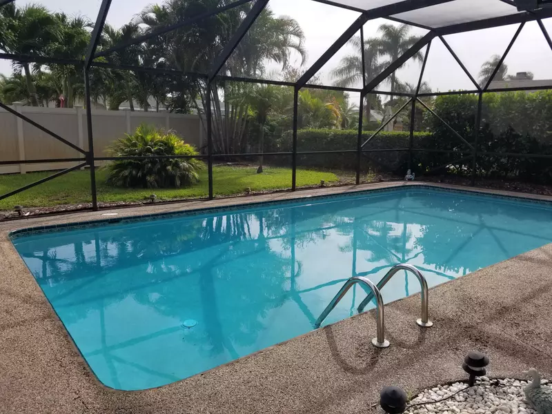 4105 N Jonquil CIR, Palm Beach Gardens, FL 33410