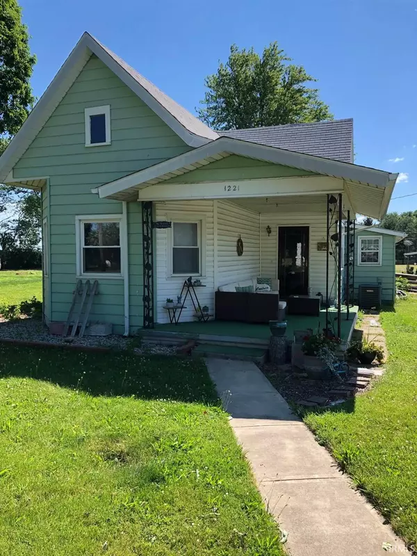 1221 N Anderson Street, Elwood, IN 46036