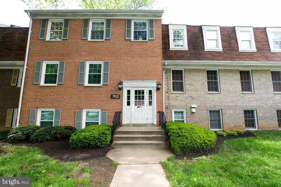 762 QUINCE ORCHARD BLVD #202, Gaithersburg, MD 20878