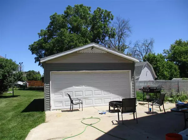 Beaver Dam, WI 53916,116 E Mackie St