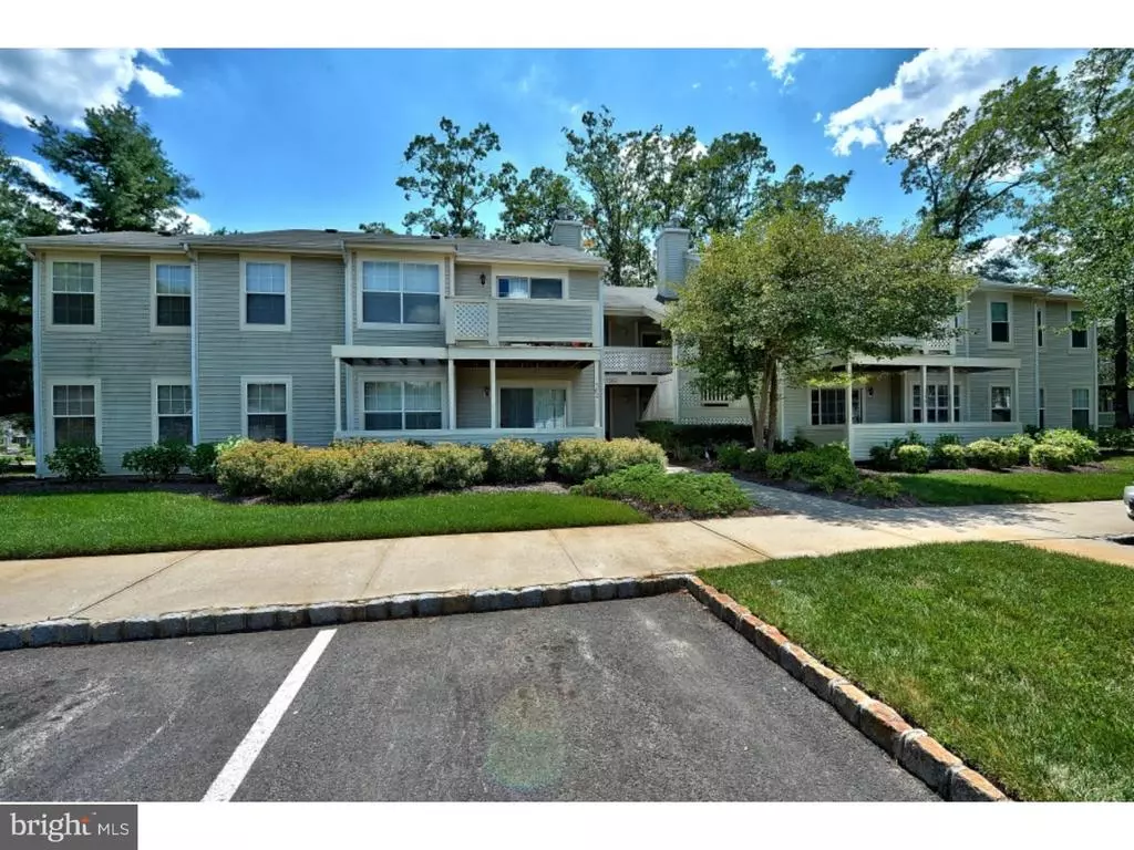 Howell, NJ 07731,565 APPLEWOOD CT