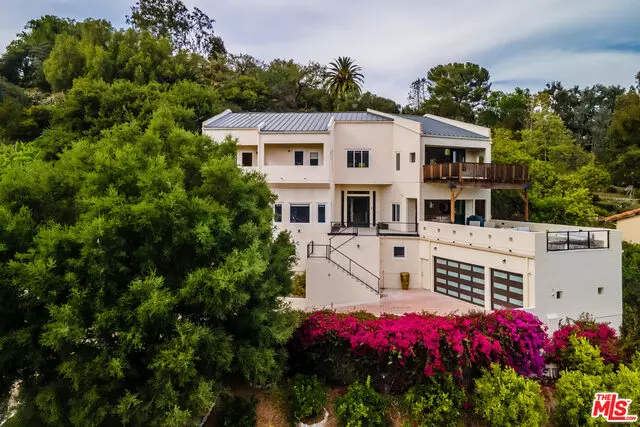 21403 Greenbluff Dr, Topanga, CA 90290