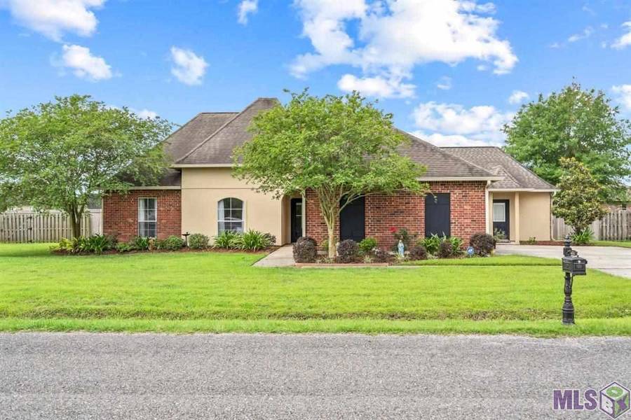 6261 PELICAN CROSSING DR, Gonzales, LA 70737