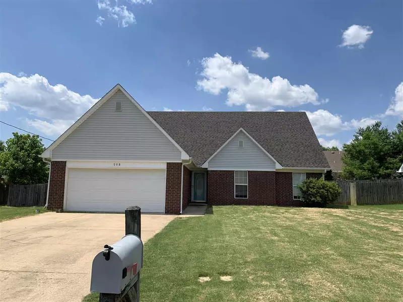 588 BLOOMINGTON DR, Brighton, TN 38011