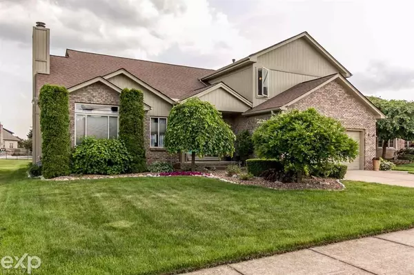 Macomb Twp, MI 48042,15726 Lamont