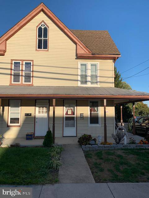 211 N MAIN ST, Jacobus, PA 17407