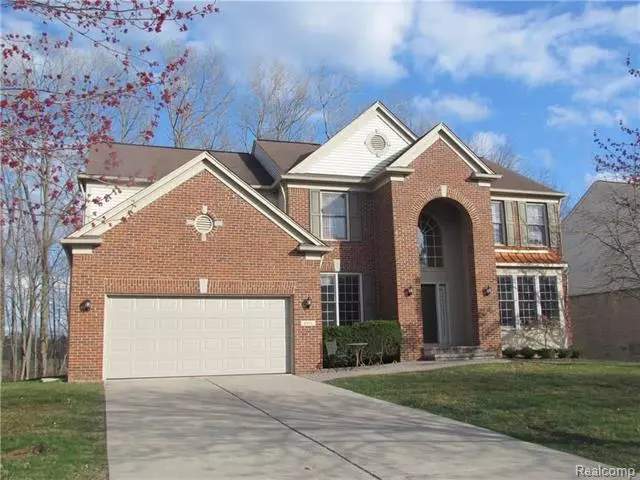 4931 CHERRY BLOSSOM CIR, West Bloomfield Twp, MI 48324