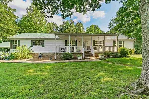 200 SHAD LN, Adamsville, TN 38310