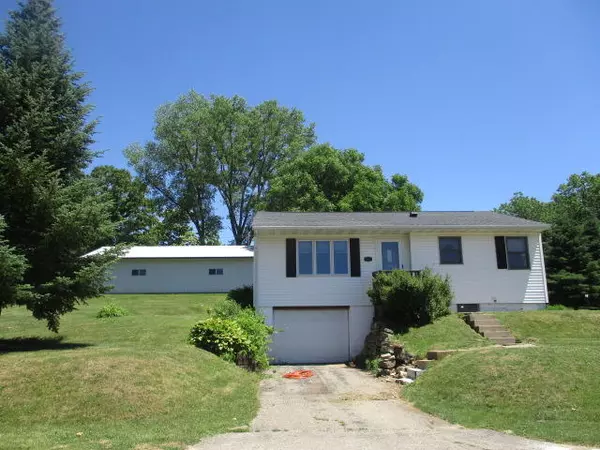 614 N BIRD ST, La Farge, WI 54639