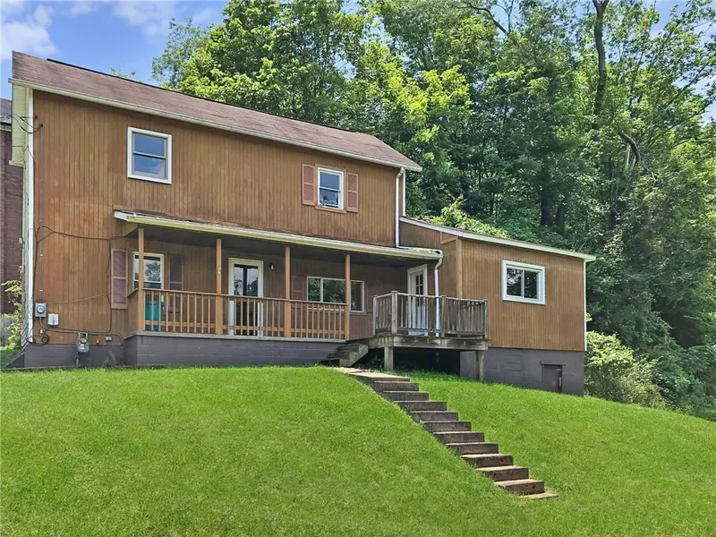 20 Mawhinney Rd, Cecil, PA 15321