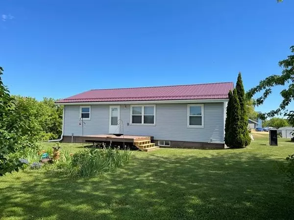 28714 Snow Valley Rd, Richland Center, WI 53581