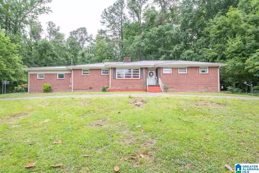 1224 PARKER BOULEVARD, Weaver, AL 36277