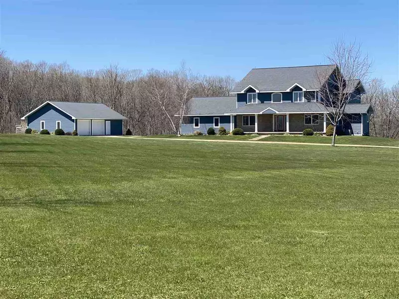 N299 Hartman Rd, Brodhead, WI 53520