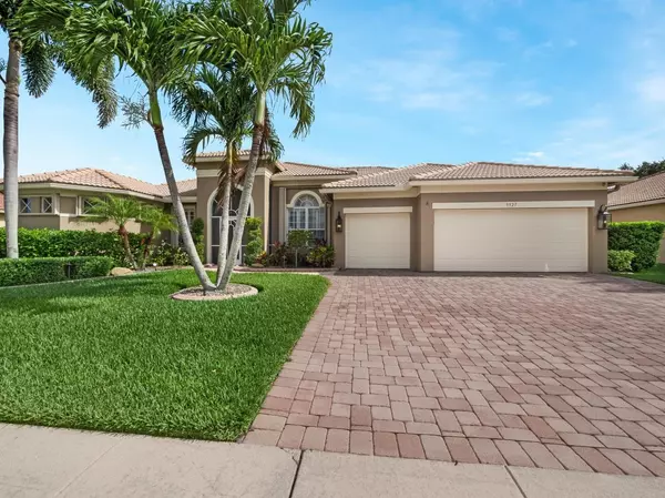 West Palm Beach, FL 33411,9927 Royal Cardigan WAY