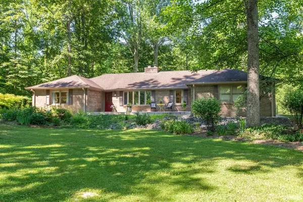 9179 W Wolf Mountain Road, Gosport, IN 47433