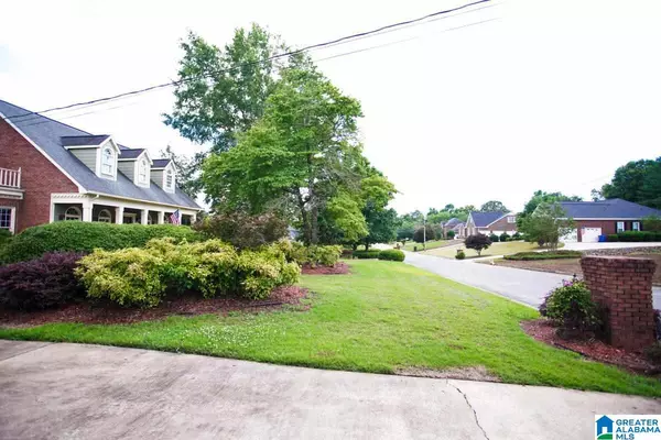 Anniston, AL 36207,4655 AMBERWOOD DRIVE