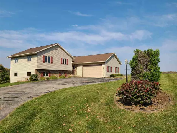 New Glarus, WI 53574,N7965 Valley View Rd