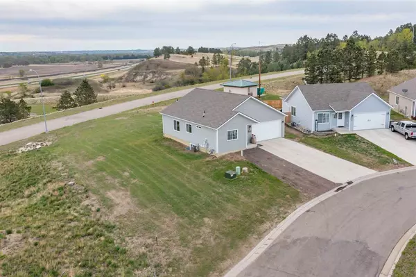 Burlington, ND 58722,21 Meadow View CT