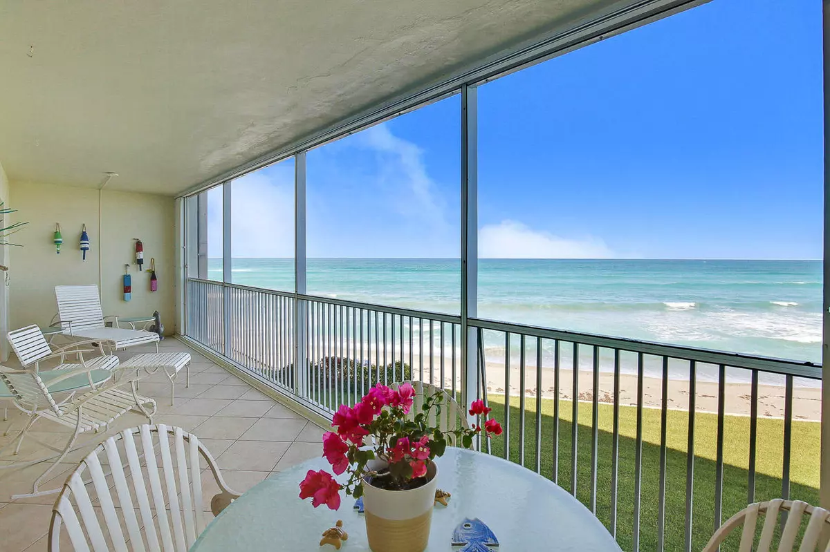 Tequesta, FL 33469,250 Beach RD 202