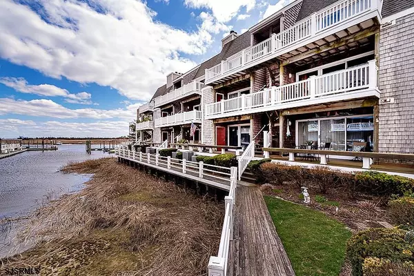 1705 Harbour Cove #1705, Somers Point, NJ 08244