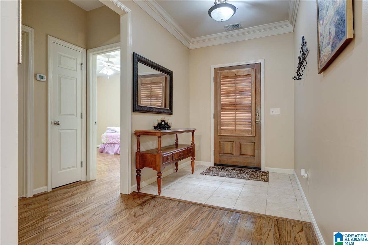 Trussville, AL 35173,6275 PEREGRINE CIRCLE