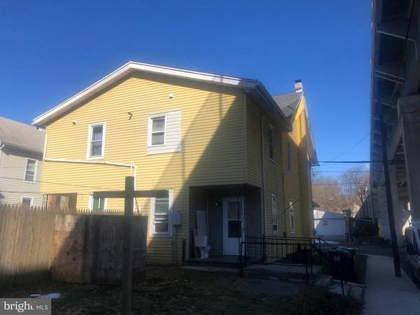 Lehighton, PA 18235,232 WHITE ST