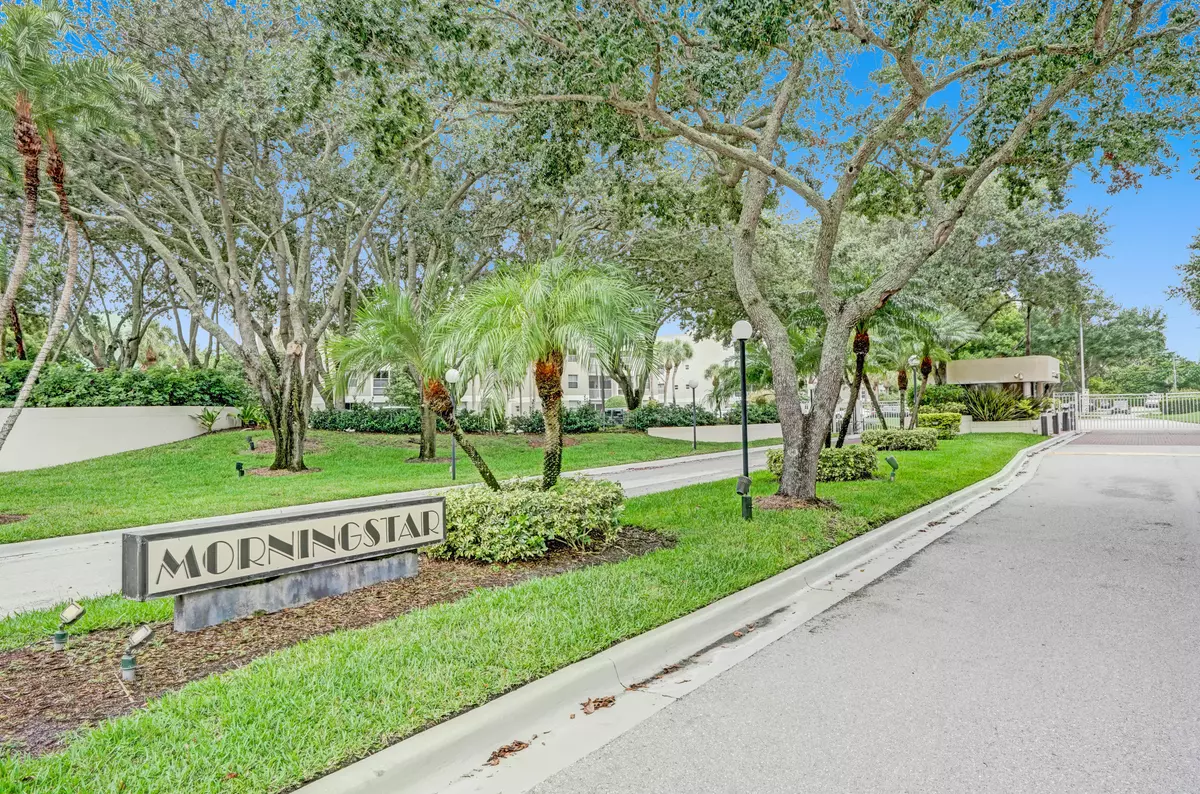 Delray Beach, FL 33484,5936 Morningstar CIR 305