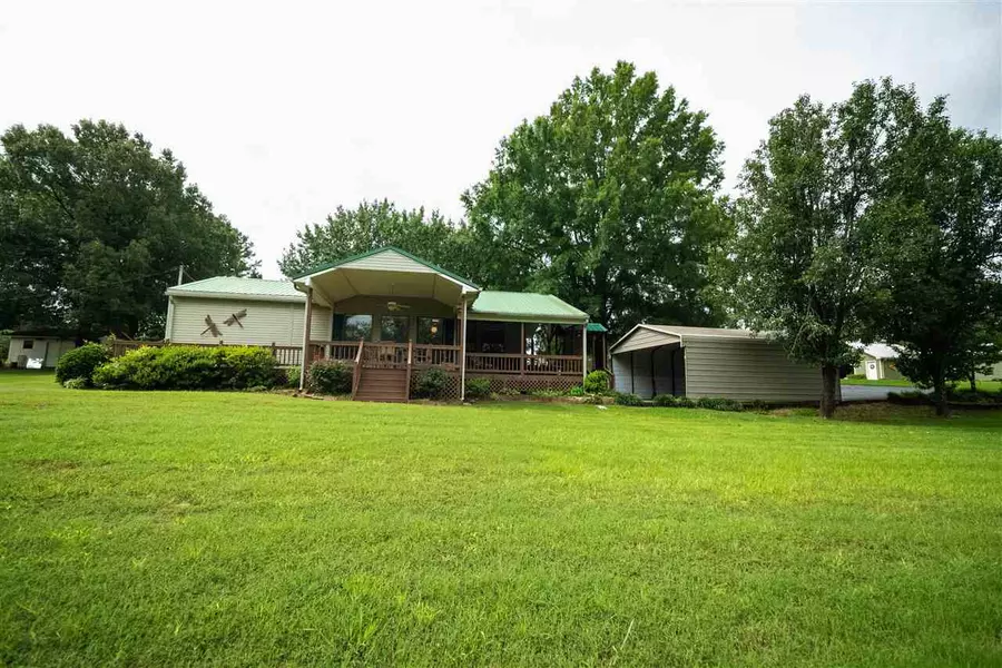 690 OLD RD, Counce, TN 38326