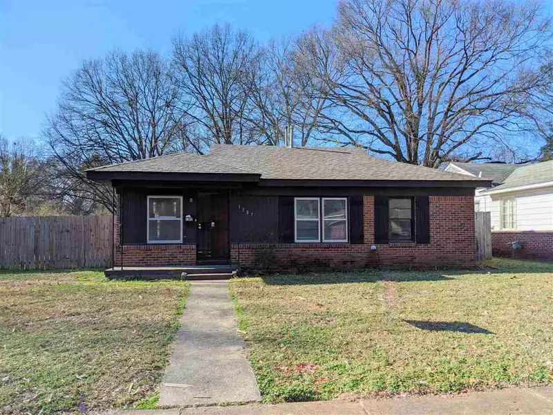 1387 OAK RIDGE DR, Memphis, TN 38111