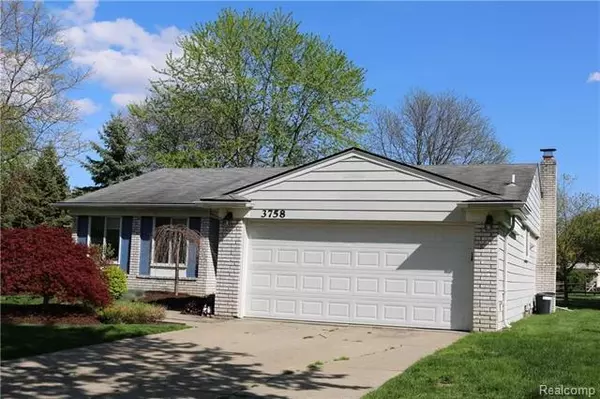 Troy, MI 48083,3758 HORSESHOE DR